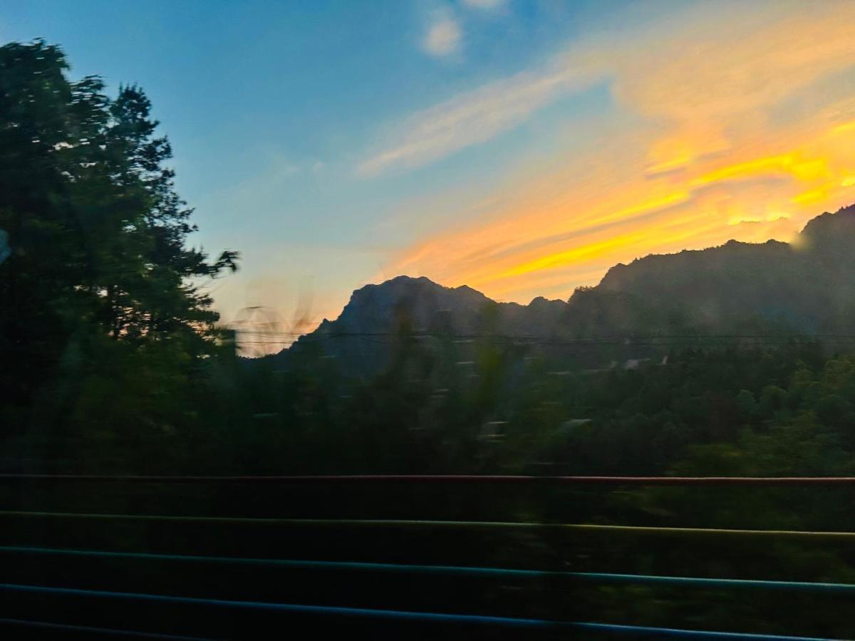 Zhangjiajie National Park Nvue Resorts מראה חיצוני תמונה
