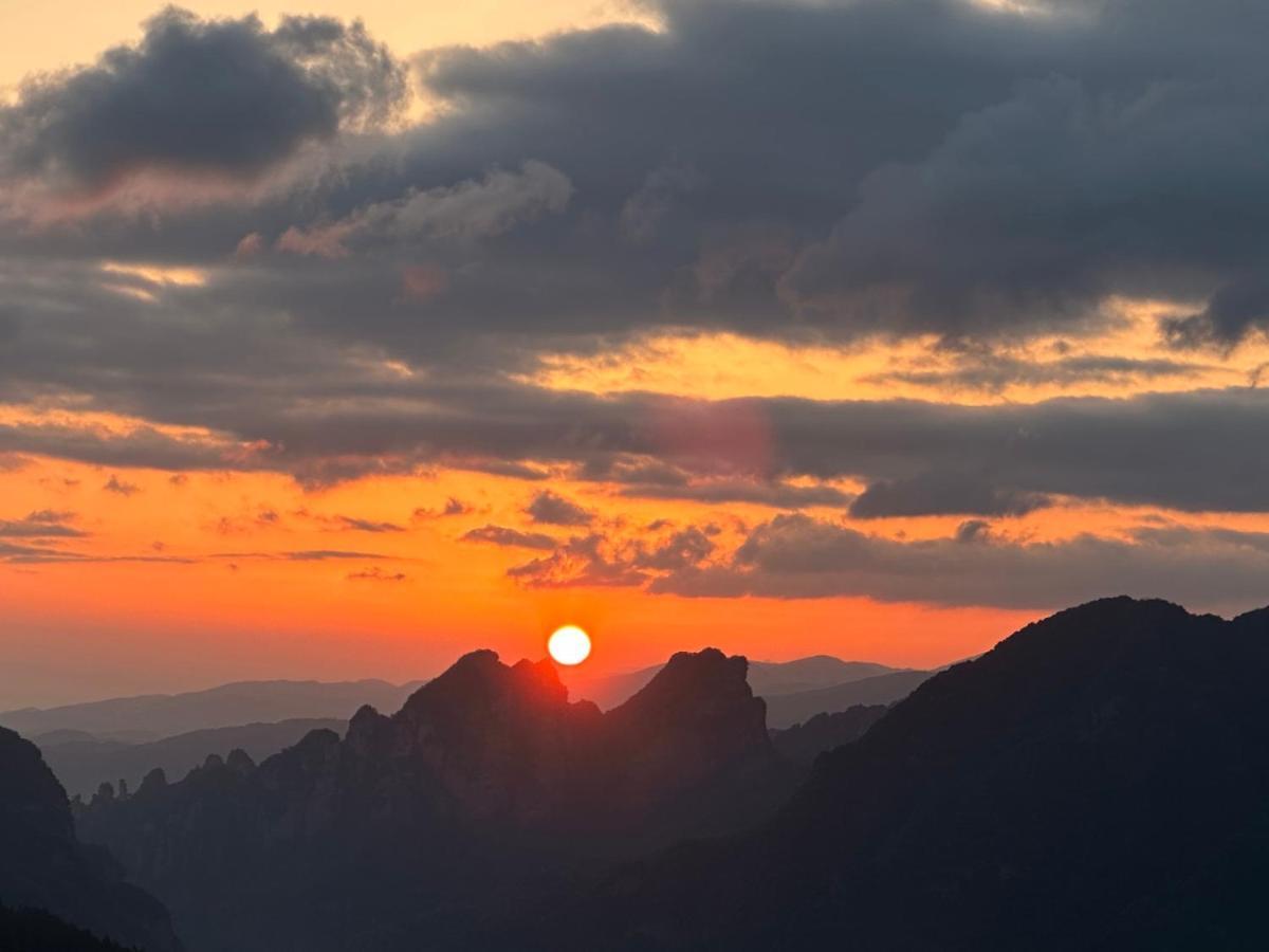 Zhangjiajie National Park Nvue Resorts מראה חיצוני תמונה